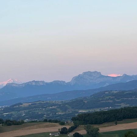 Отель Les Bellevues Moye Экстерьер фото